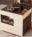 Hình ảnh của Bàn đảo phòng thay đồ thiết kế tối giản
